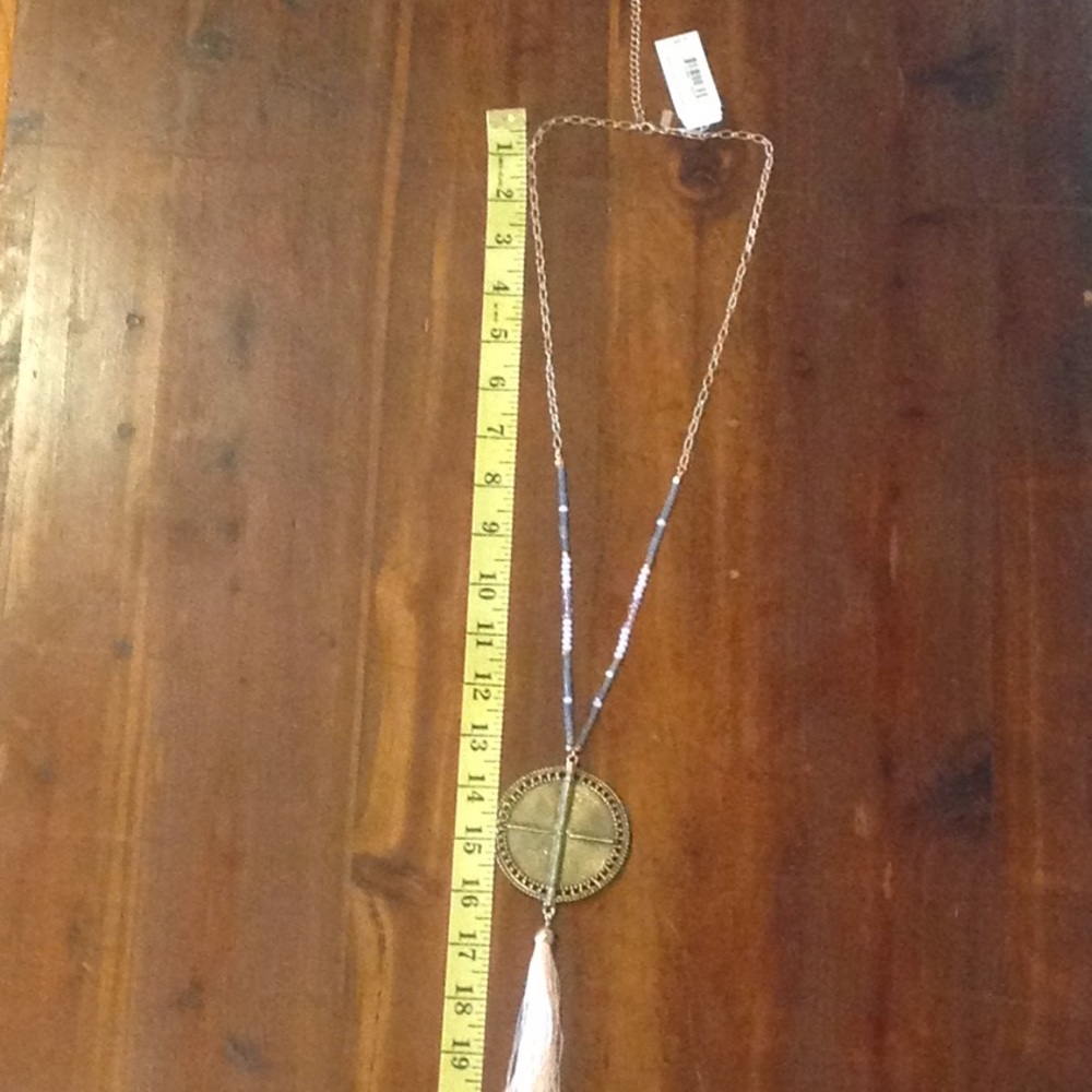 NECKLACE - Picture 6 of 8